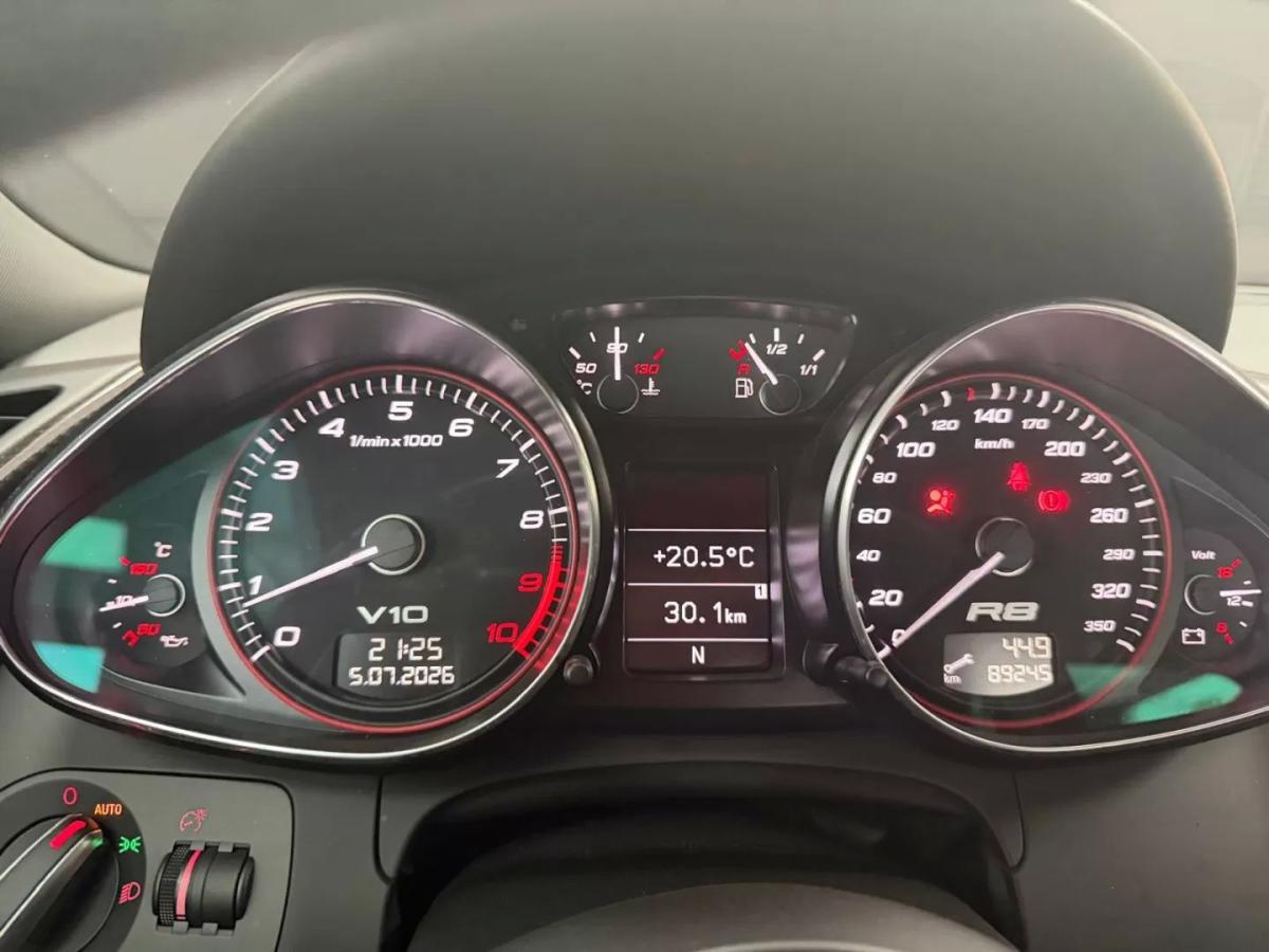 audi-r8-2012-gasolina-5204cc