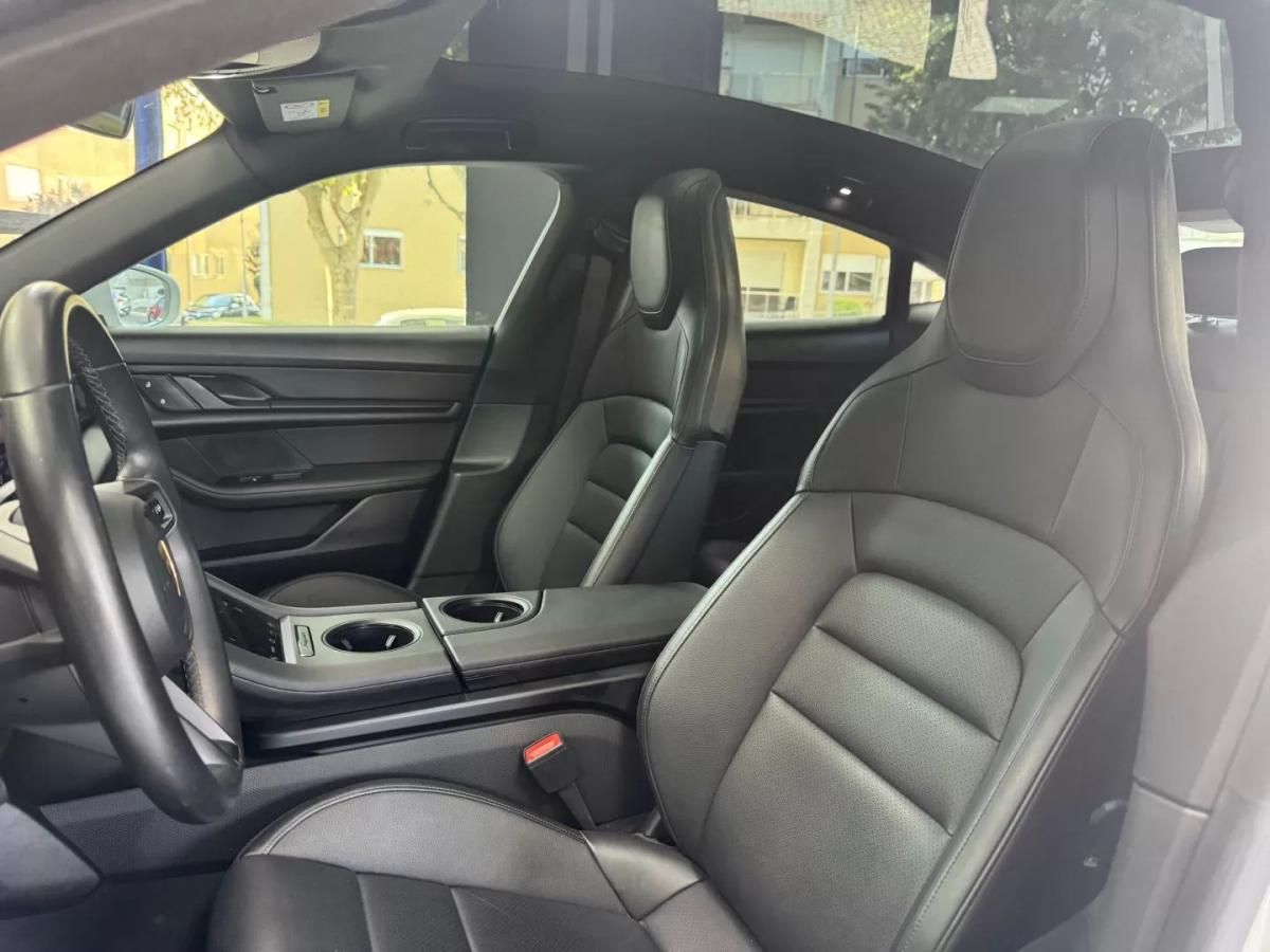 porsche-taycan-2021-eletrico-200cc