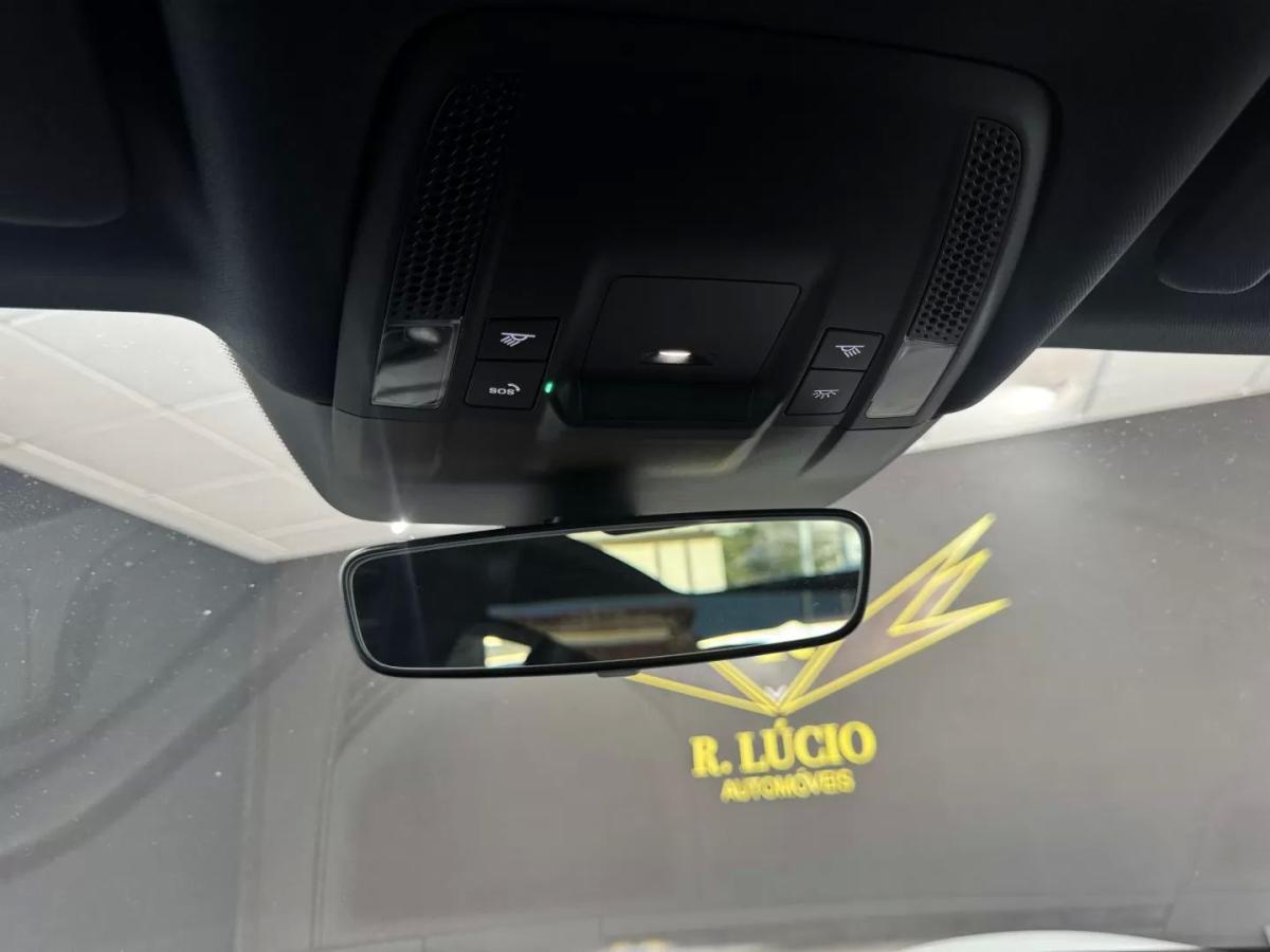 porsche-taycan-2021-eletrico-200cc