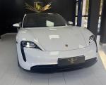 porsche-taycan-2021-eletrico-200cc