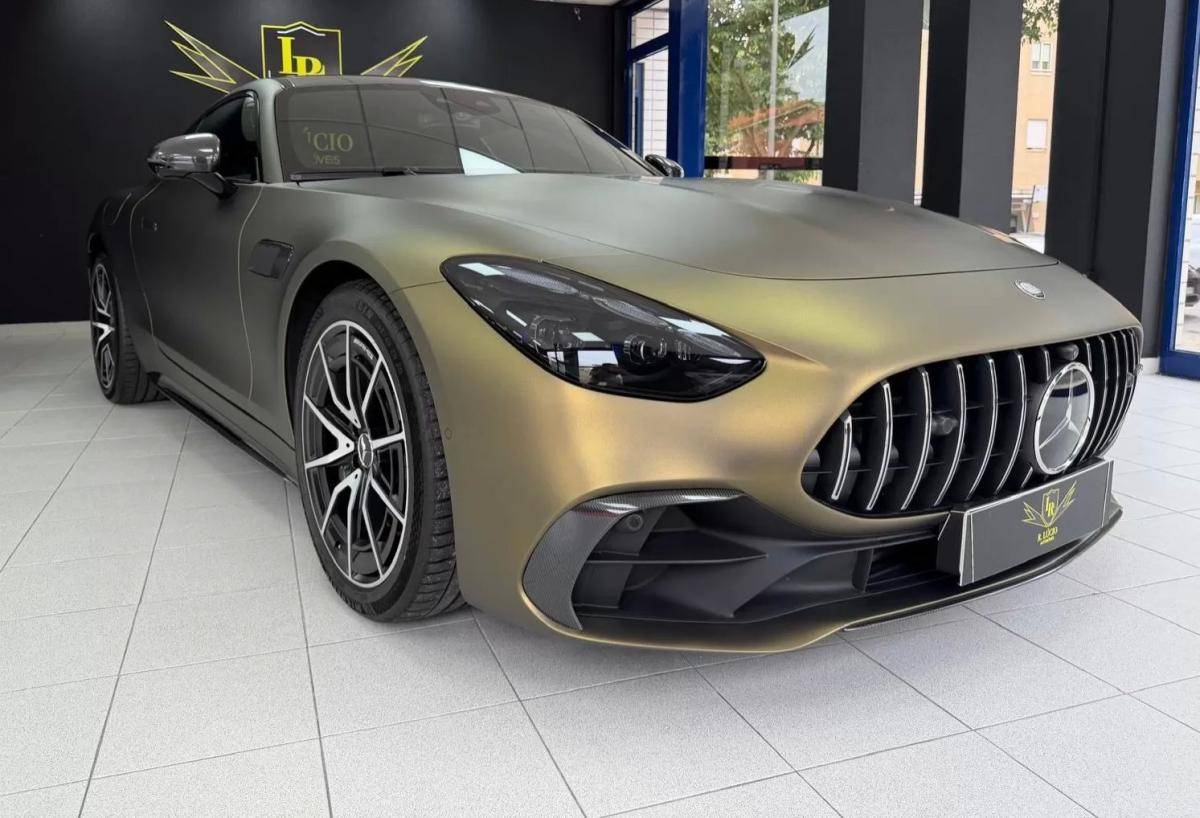 mercedes-benz-amg-gt-2025-gasolina-1991cc