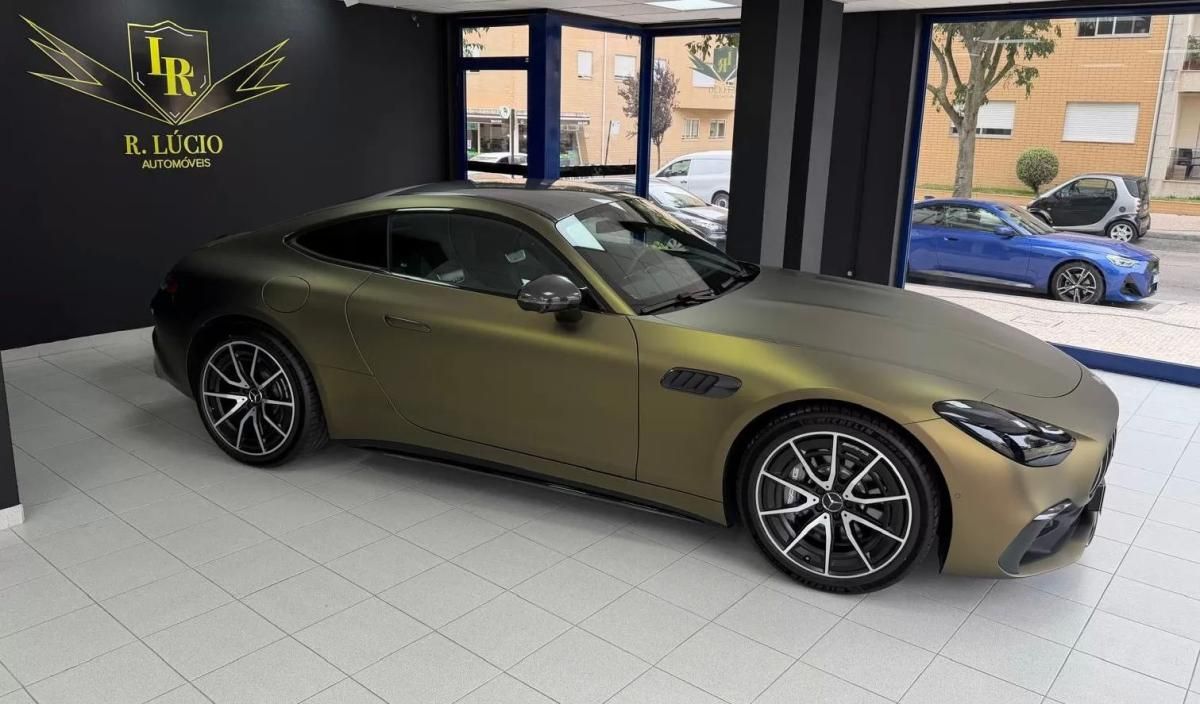 mercedes-benz-amg-gt-2025-gasolina-1991cc