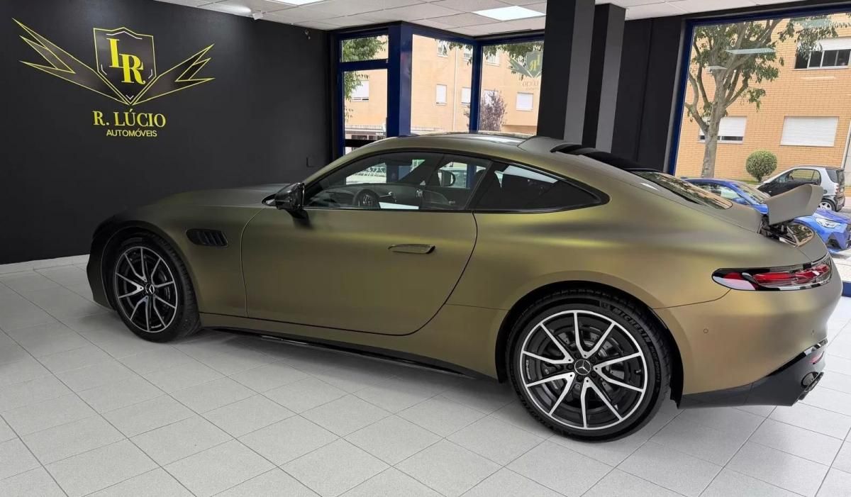 mercedes-benz-amg-gt-2025-gasolina-1991cc