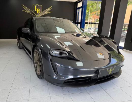 porsche-taycan-2023-eletrico-200cc