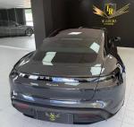 porsche-taycan-2023-eletrico-200cc