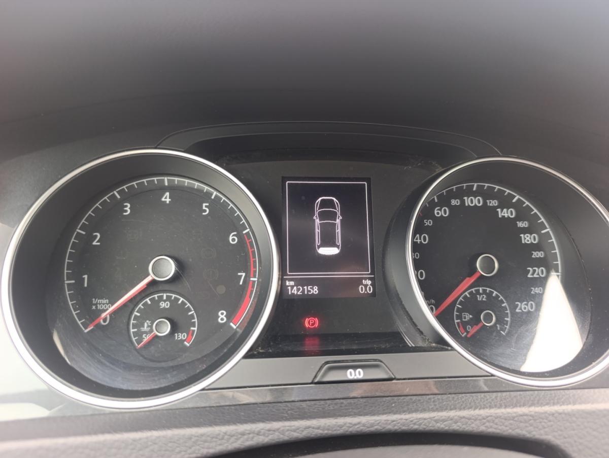 volkswagen-golf-2019-gasolina-999cc
