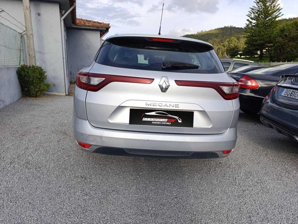 renault-megane-sport-tourer-2020-diesel-1461cc