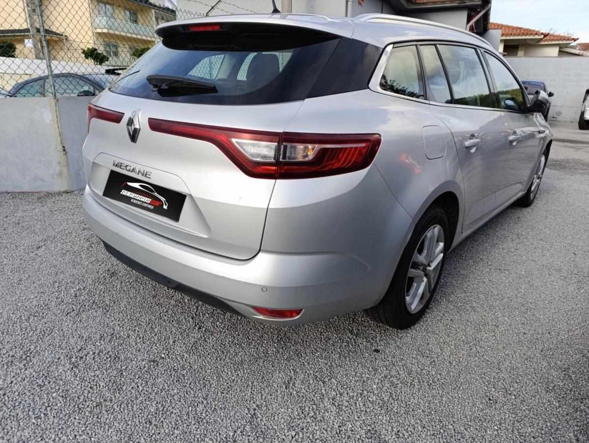 renault-megane-sport-tourer-2020-diesel-1461cc