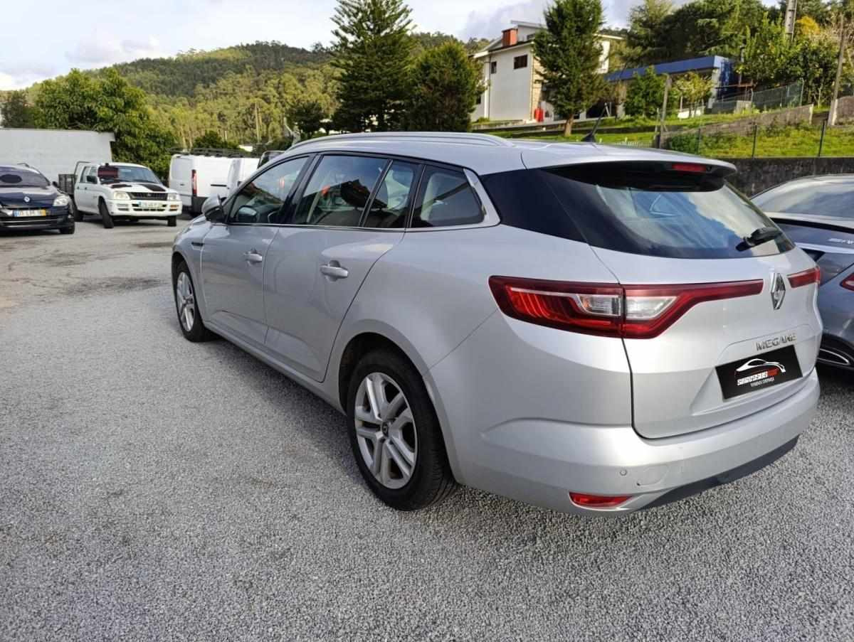 renault-megane-sport-tourer-2020-diesel-1461cc