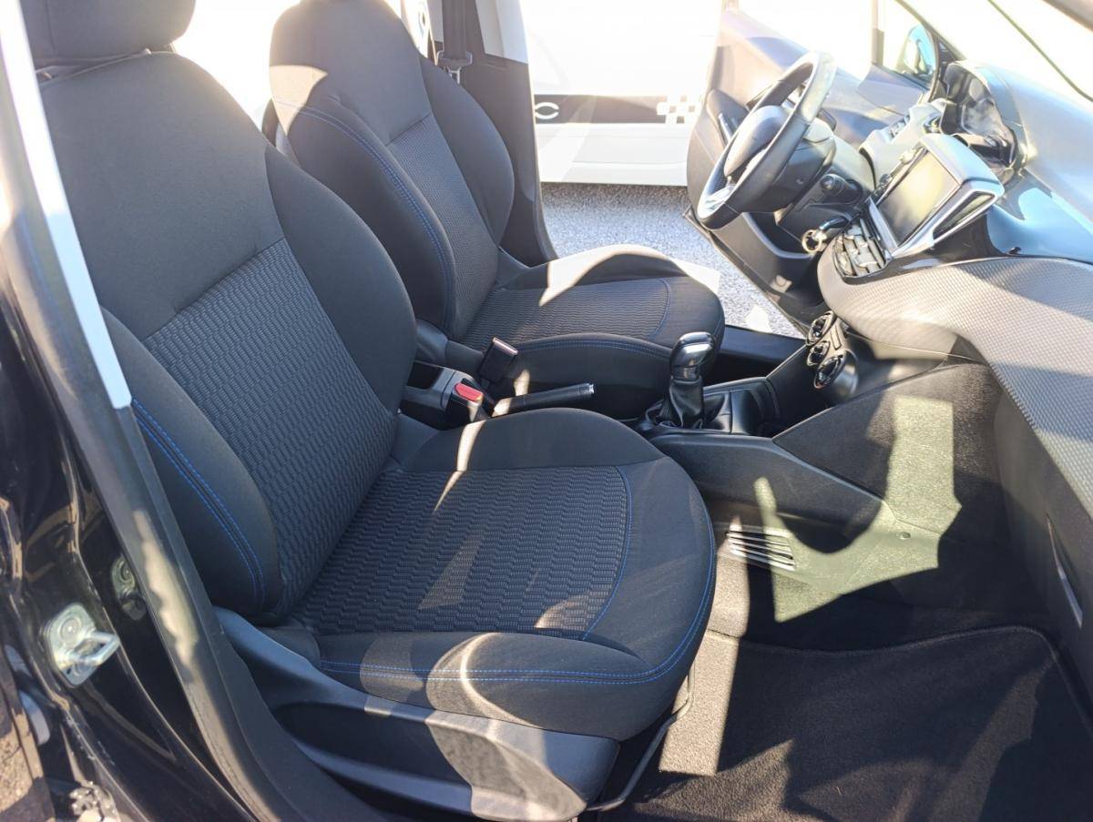peugeot-208-2018-gasolina-1199cc
