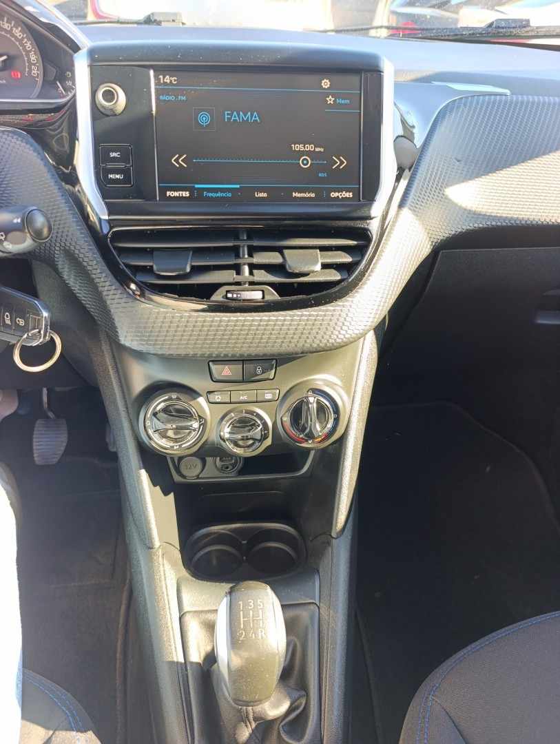 peugeot-208-2018-gasolina-1199cc