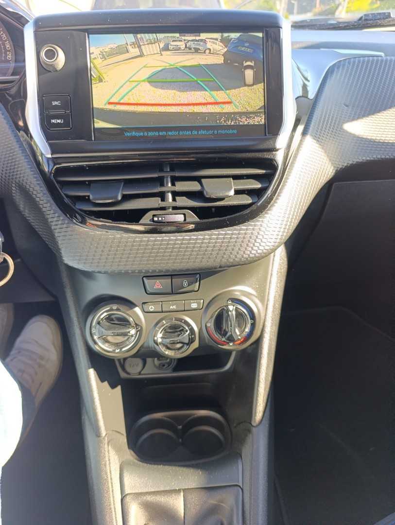 peugeot-208-2018-gasolina-1199cc