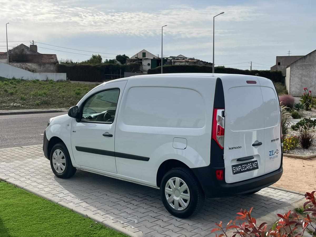 renault-kangoo-ze-33-2021-eletrico