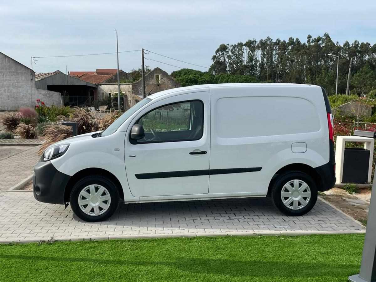 renault-kangoo-ze-33-2021-eletrico