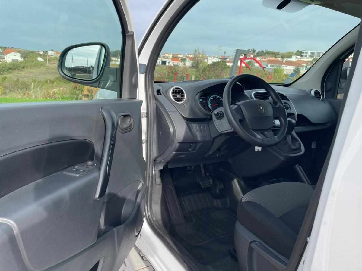 renault-kangoo-ze-33-2021-eletrico