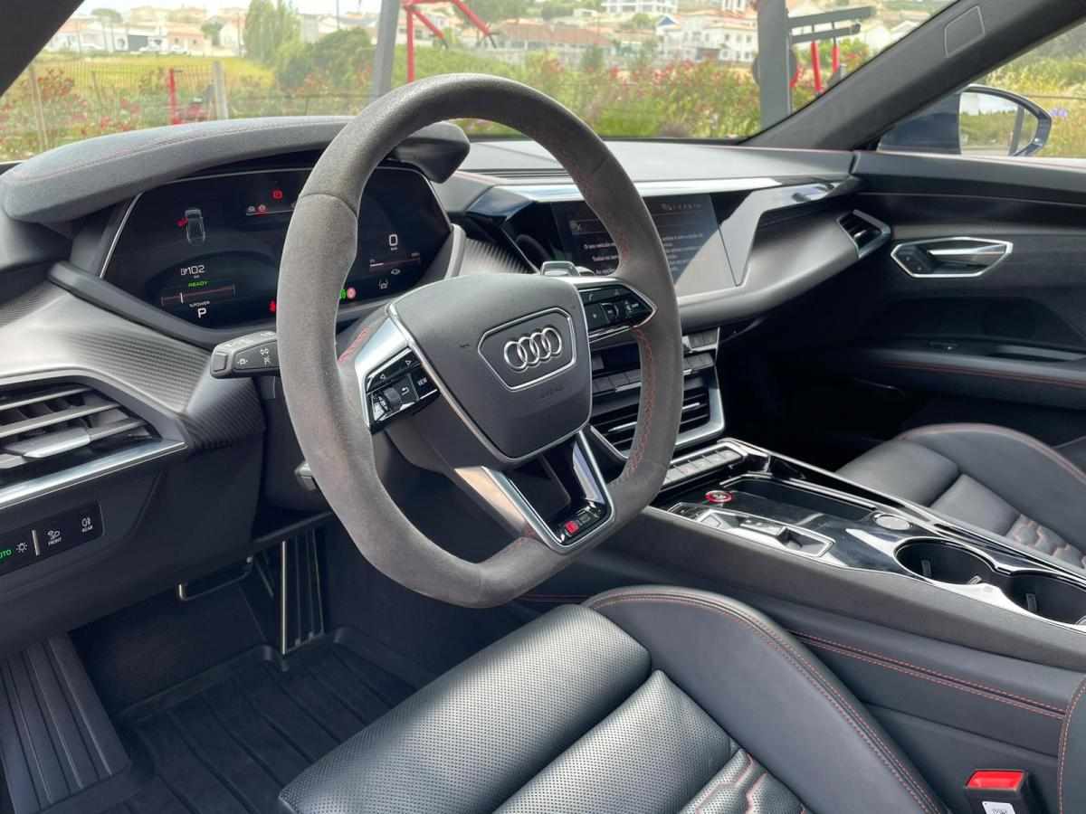 audi-e-tron-gt-rs-quattro-2023-eletrico