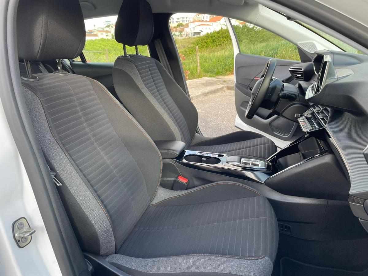 peugeot-e-208-ev-50-kwh-2023-eletrico