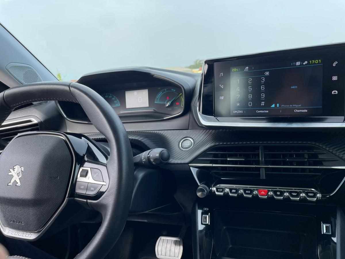 peugeot-e-2008-active-ev-50kwh-2023-eletrico