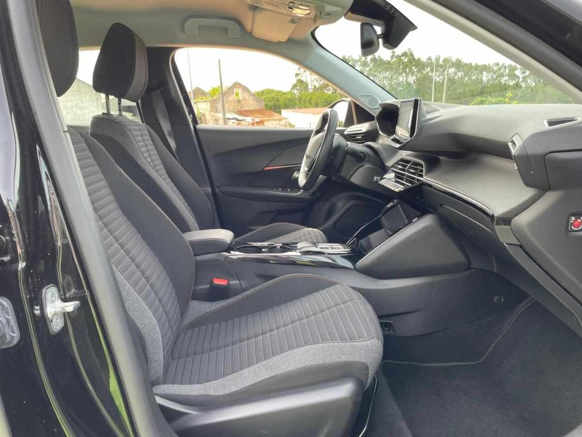 peugeot-e-2008-active-ev-50kwh-2023-eletrico