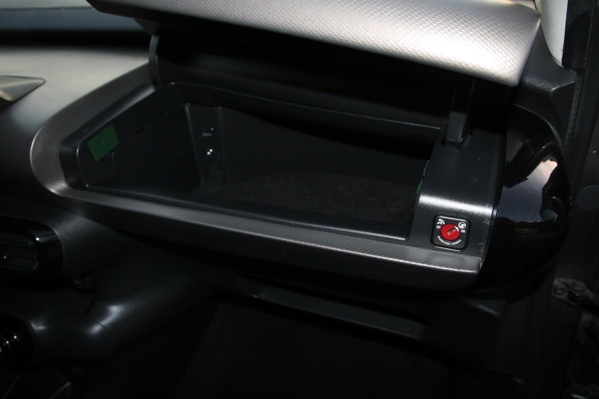 citroen-c4-cactus-2015-diesel-1560cc