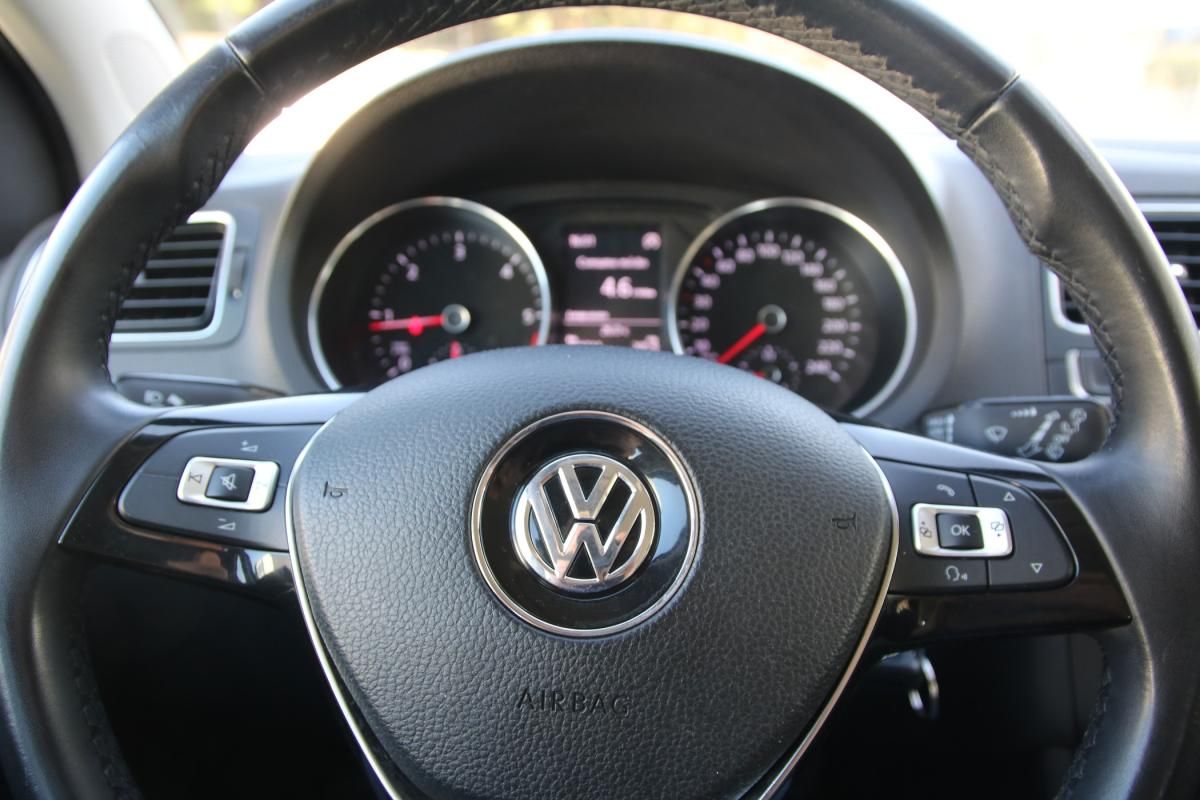 volkswagen-polo-2015-diesel-1422cc
