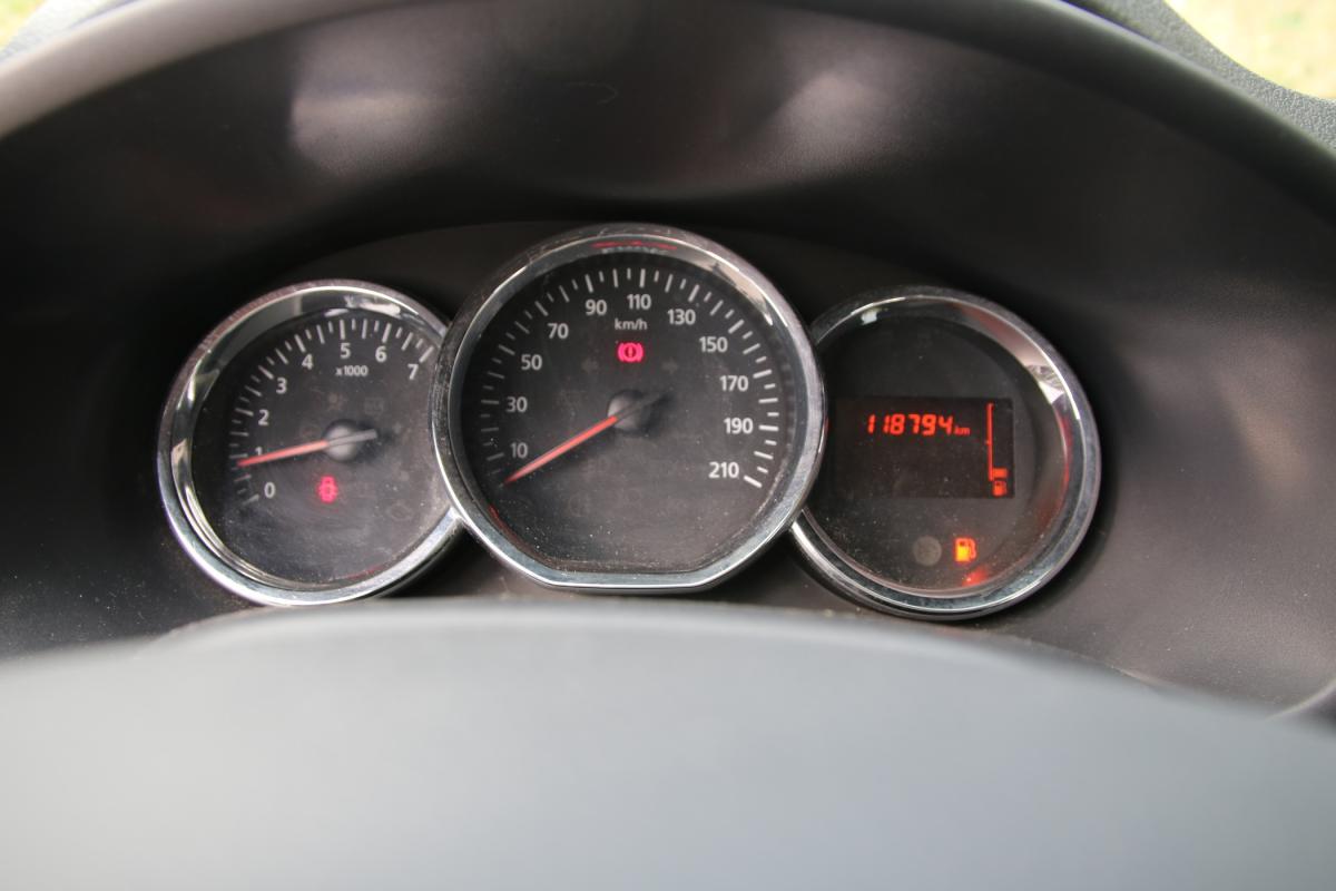 dacia-sandero-2016-gasolina-898cc