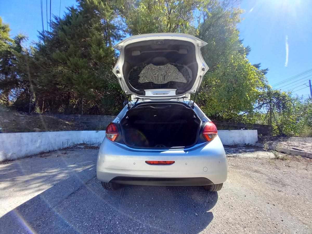peugeot-208-2015-diesel-1560cc