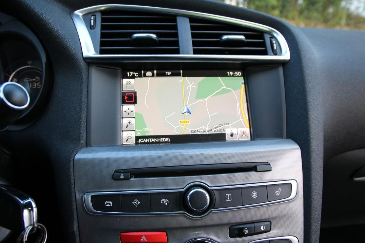 citroen-c4-2015-diesel-1560cc