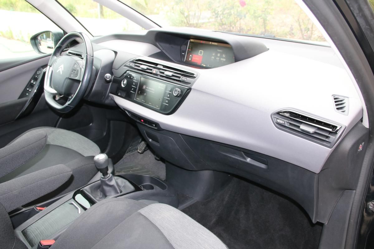 citroen-c4-picasso-2017-diesel-1560cc