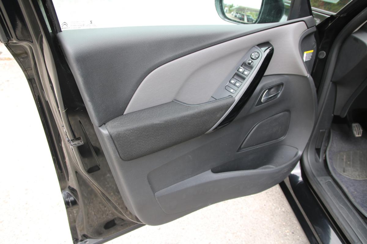 citroen-c4-picasso-2017-diesel-1560cc