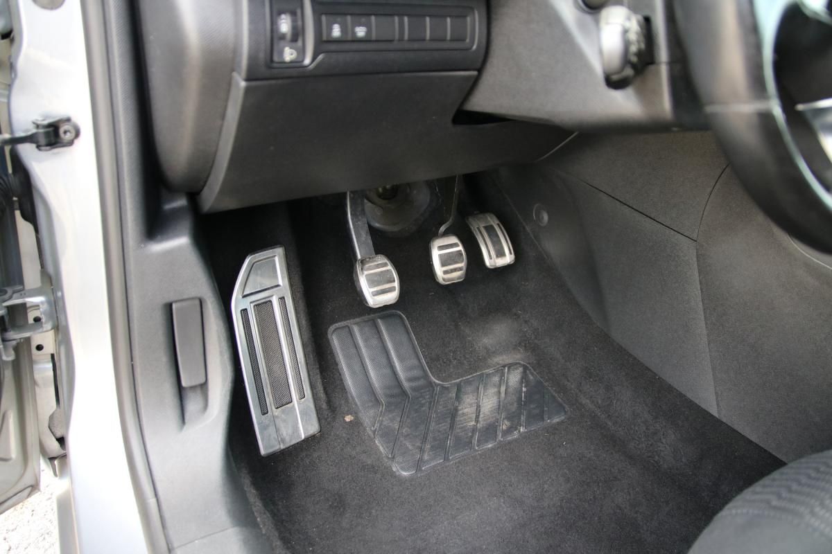 peugeot-308-sw-2016-diesel-1560cc