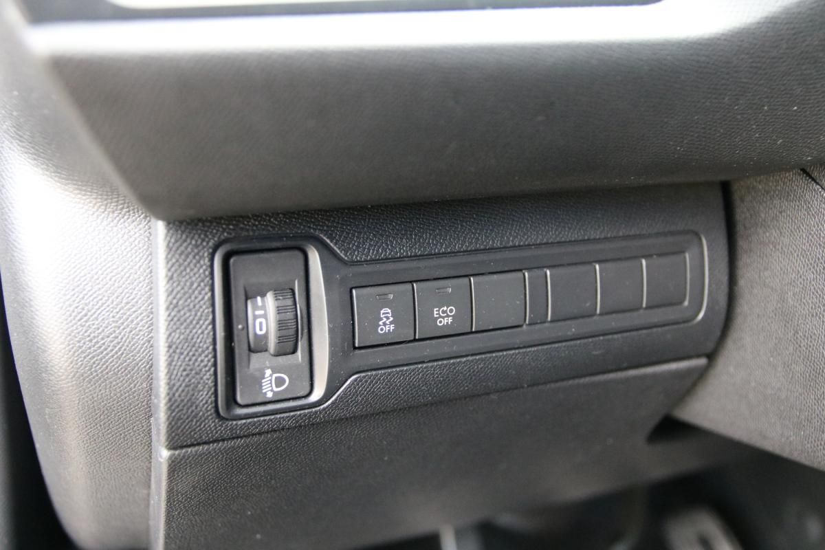 peugeot-308-sw-2016-diesel-1560cc