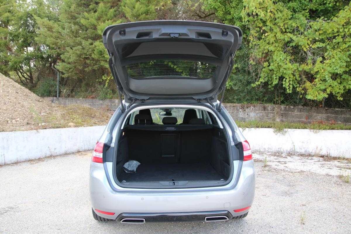 peugeot-308-sw-2016-diesel-1560cc
