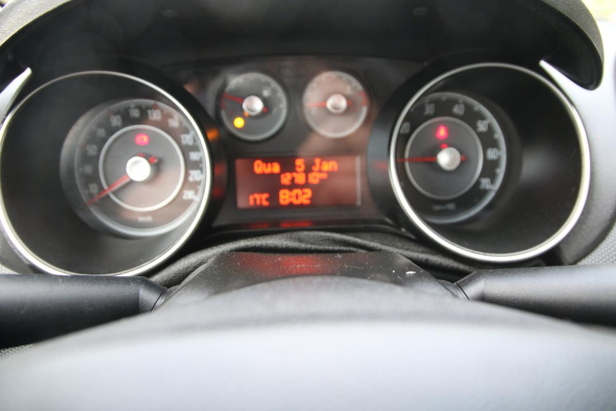 fiat-punto-2012-gasolina-1242cc