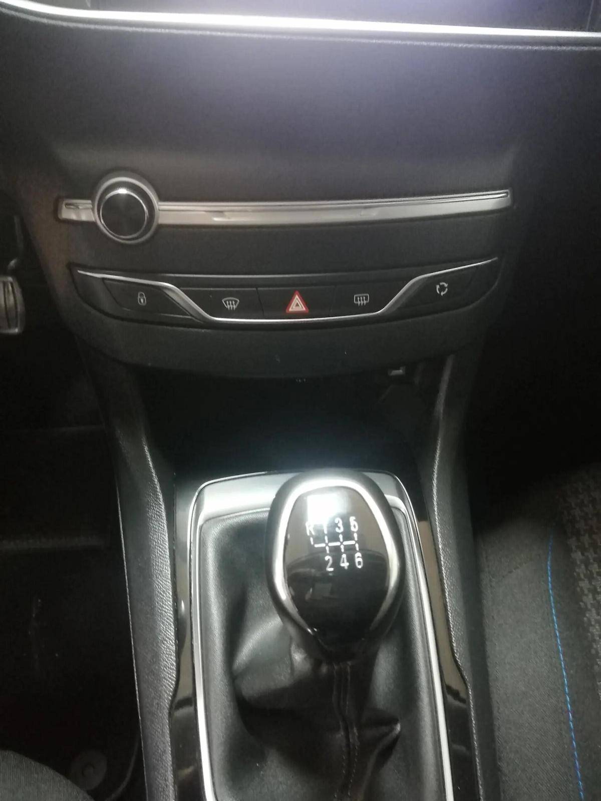 peugeot-308-2019-diesel-1499cc