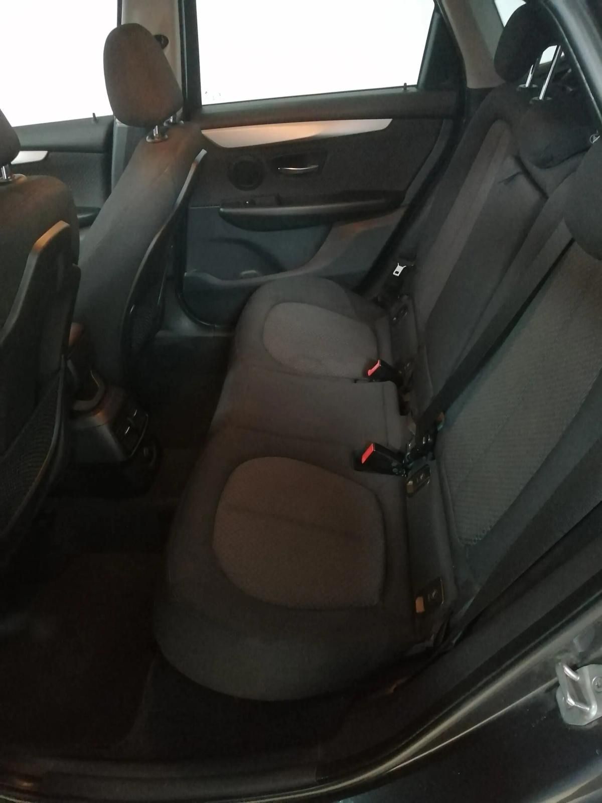 bmw-serie-2-216d-active-tourer-2015-diesel-1496cc