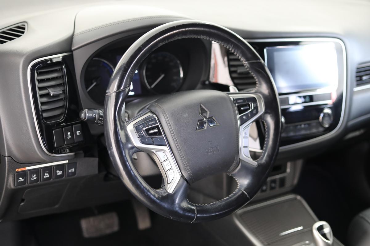 mitsubishi-outlander-2019-hibrido-a-gasolina-2360cc