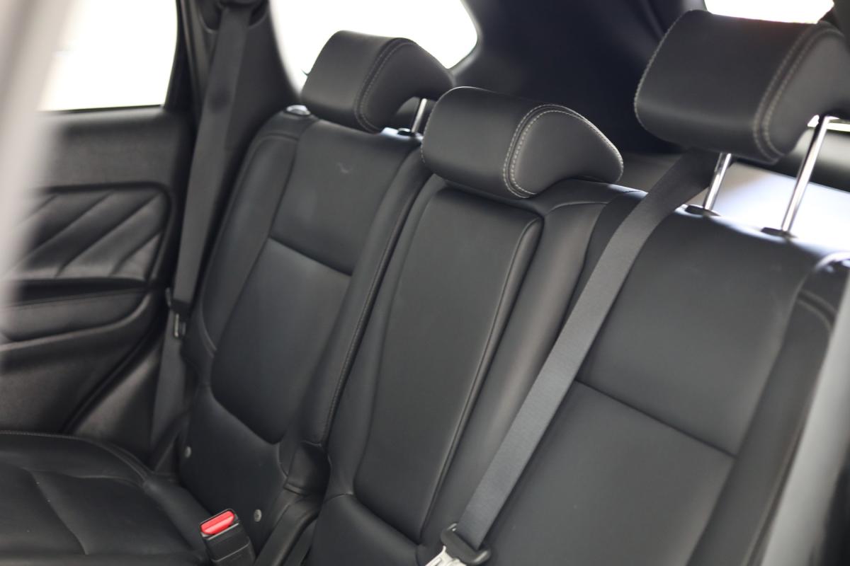 mitsubishi-outlander-2019-hibrido-a-gasolina-2360cc