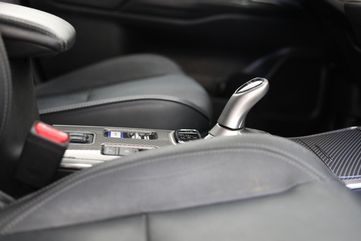 mitsubishi-outlander-2019-hibrido-a-gasolina-2360cc