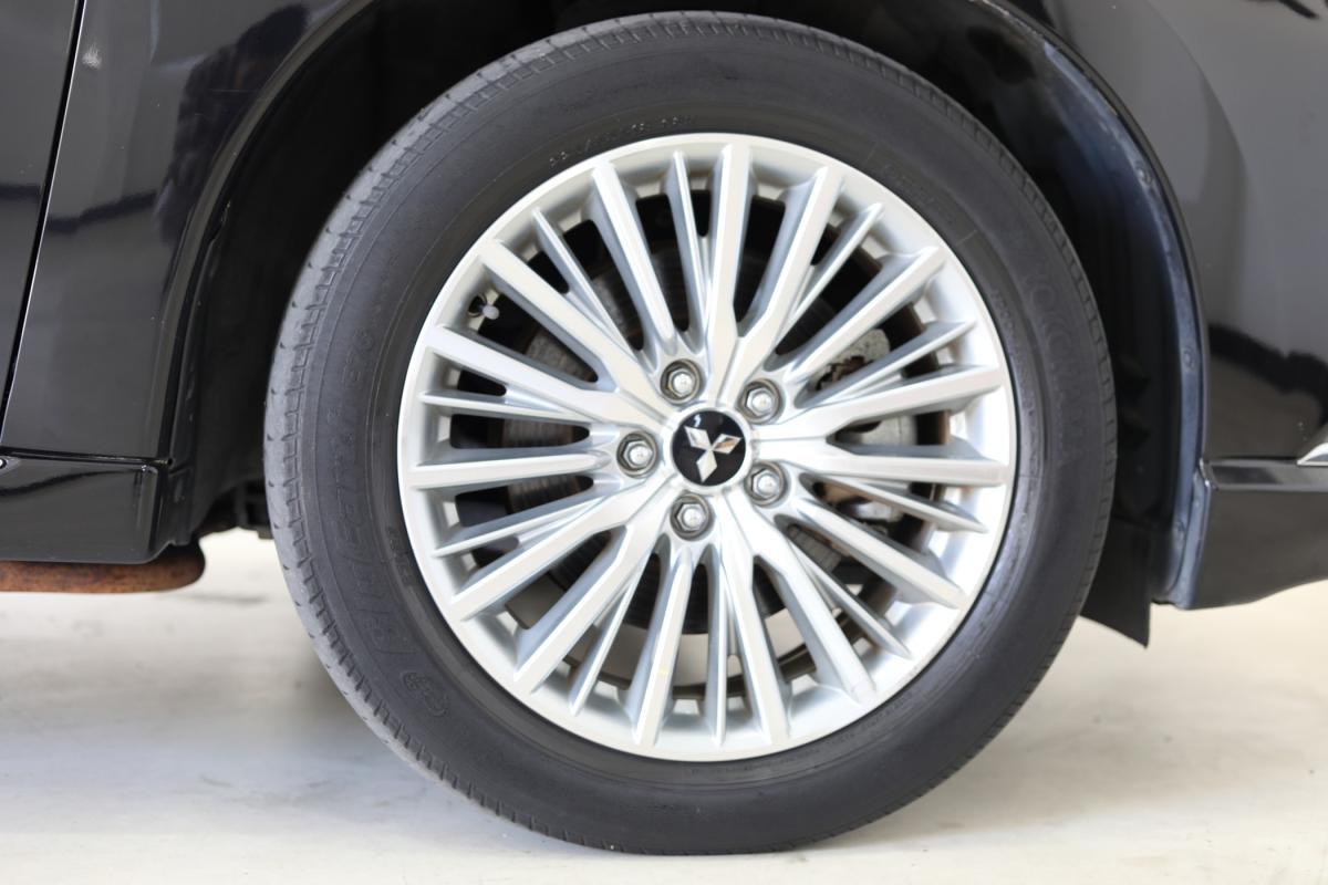 mitsubishi-outlander-2019-hibrido-a-gasolina-2360cc