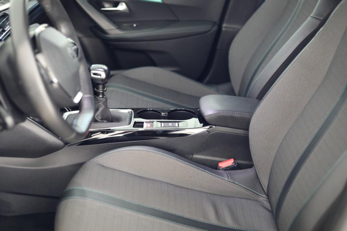 peugeot-2008-2022-diesel-1499cc