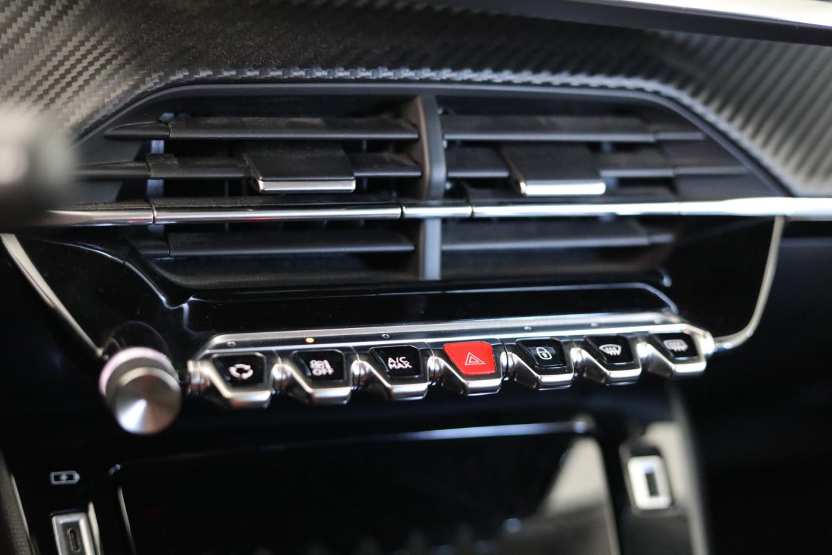peugeot-2008-2022-diesel-1499cc