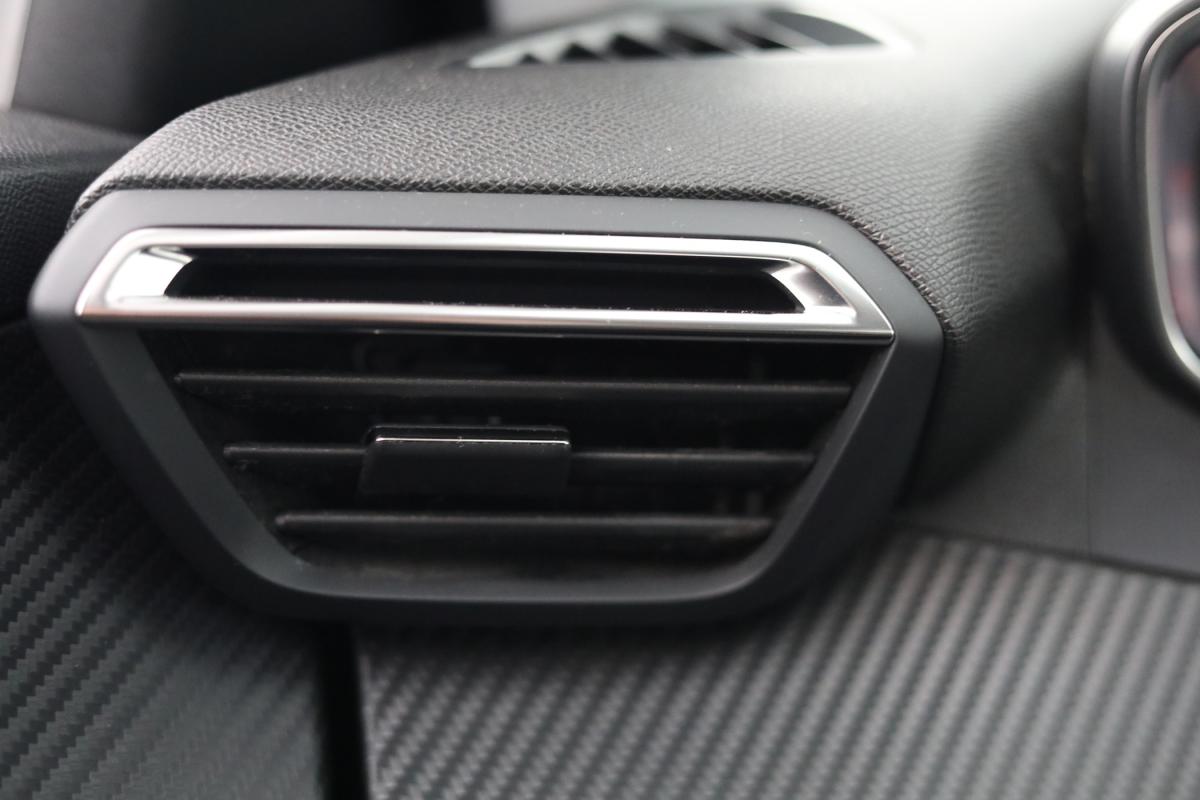 peugeot-2008-2022-diesel-1499cc