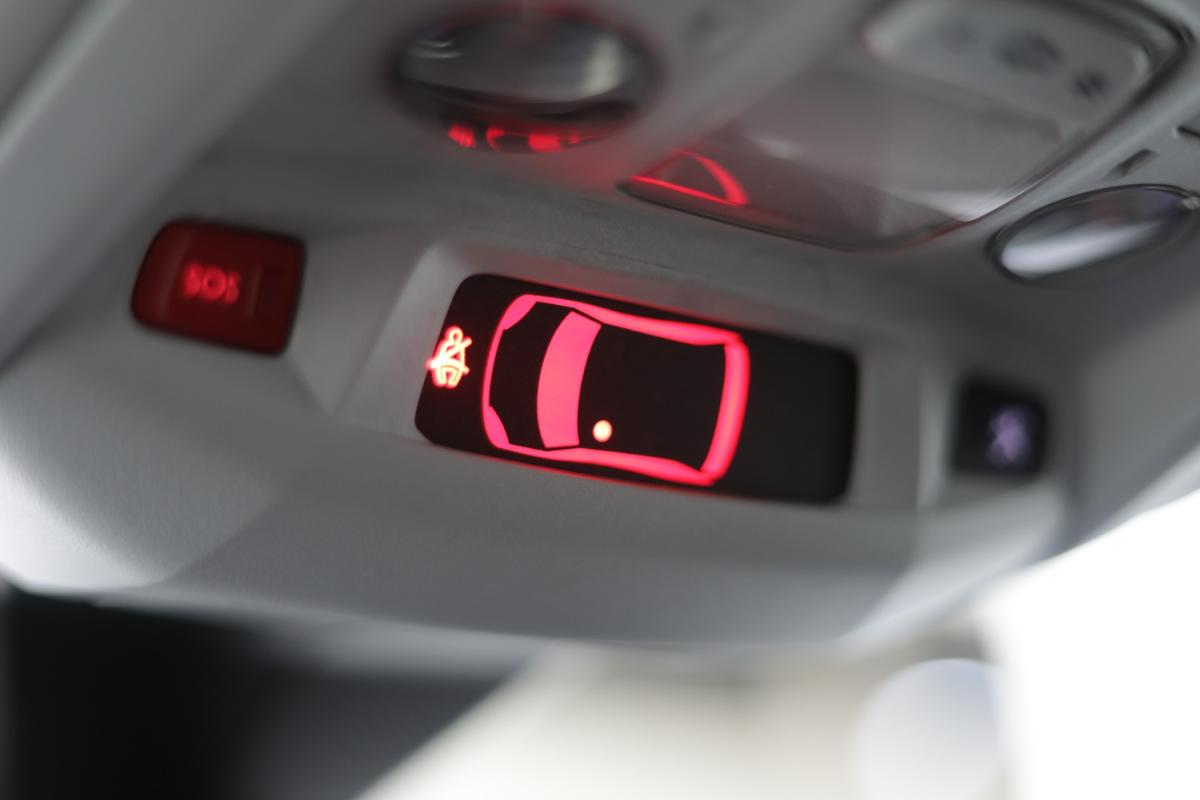 peugeot-3008-2019-diesel-1499cc