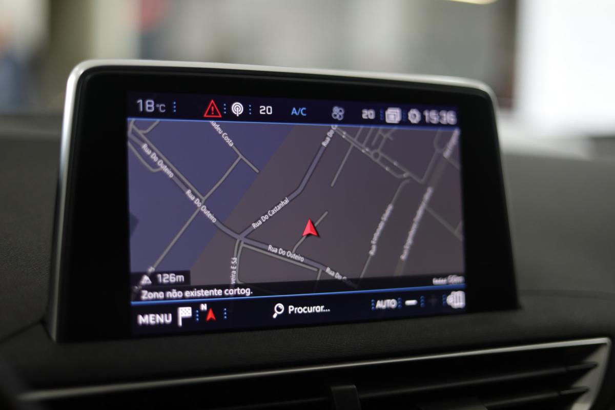 peugeot-3008-2019-diesel-1499cc