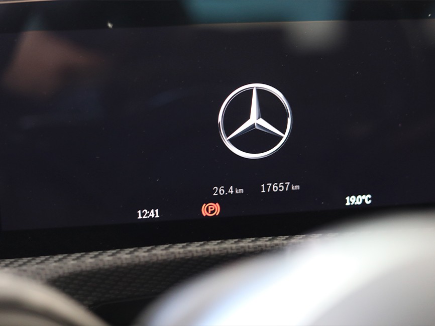 mercedes-benz-cla-2025-diesel-1950cc