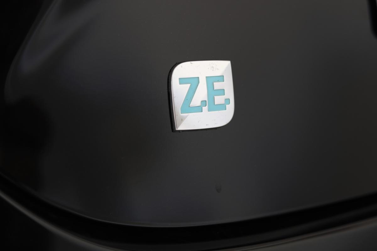 renault-zoe-2013-eletrico-0cc