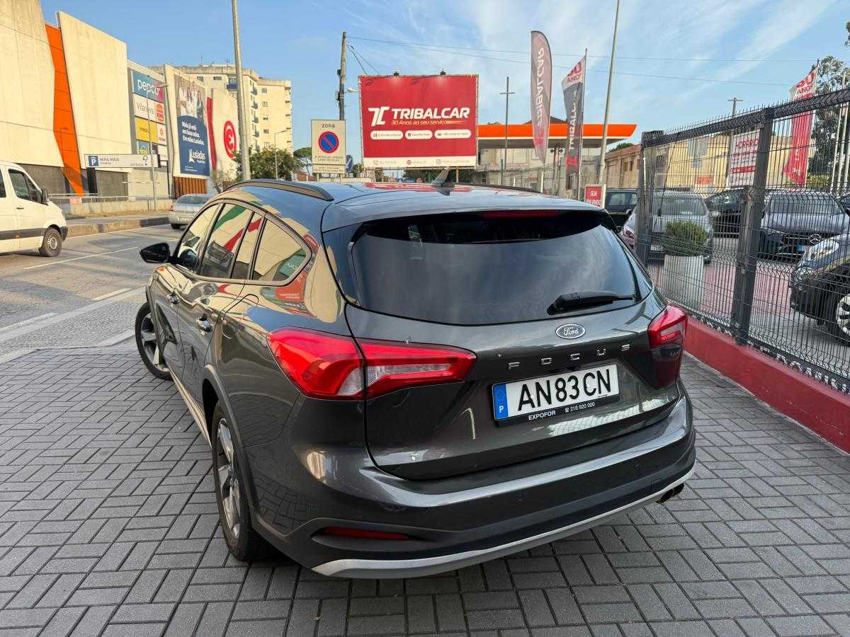 ford-focus-sw-2021-diesel-1499cc