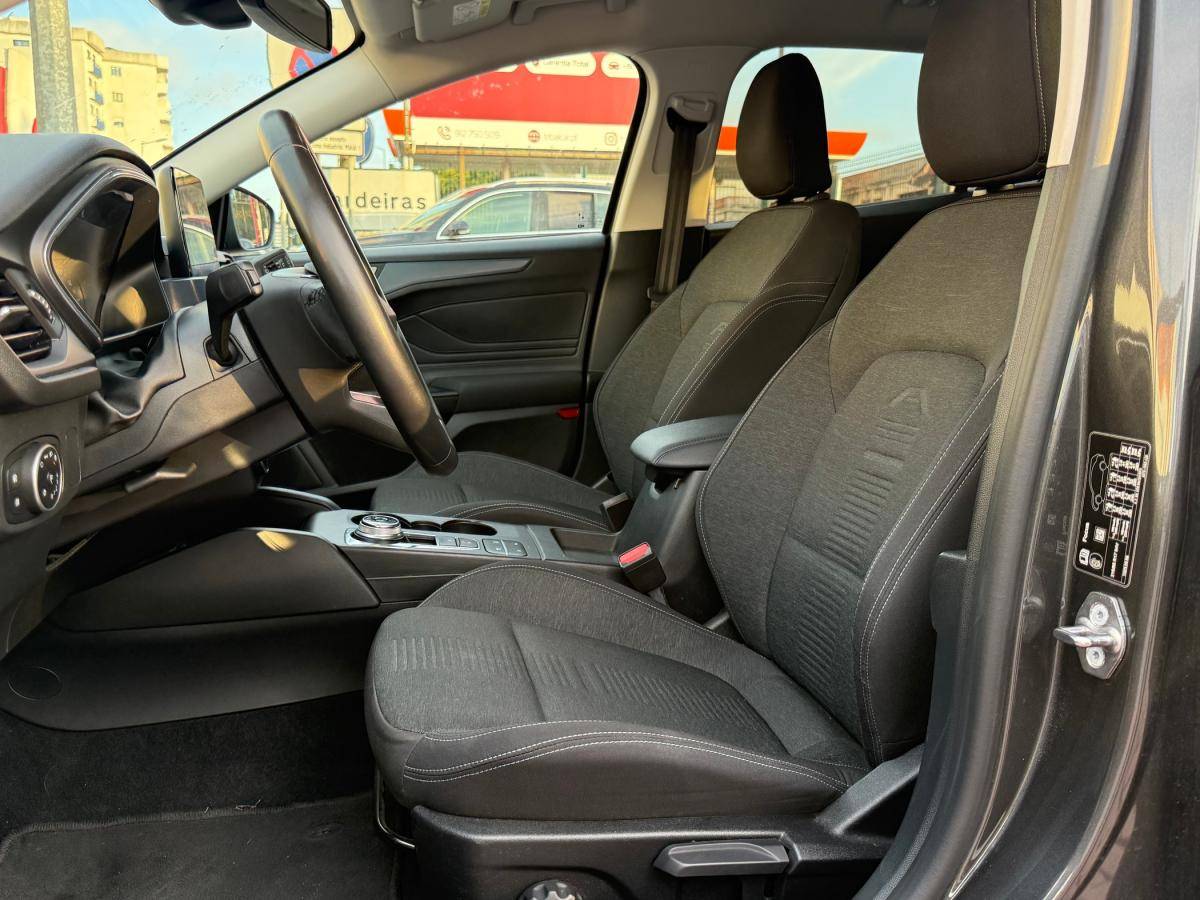 ford-focus-sw-2021-diesel-1499cc