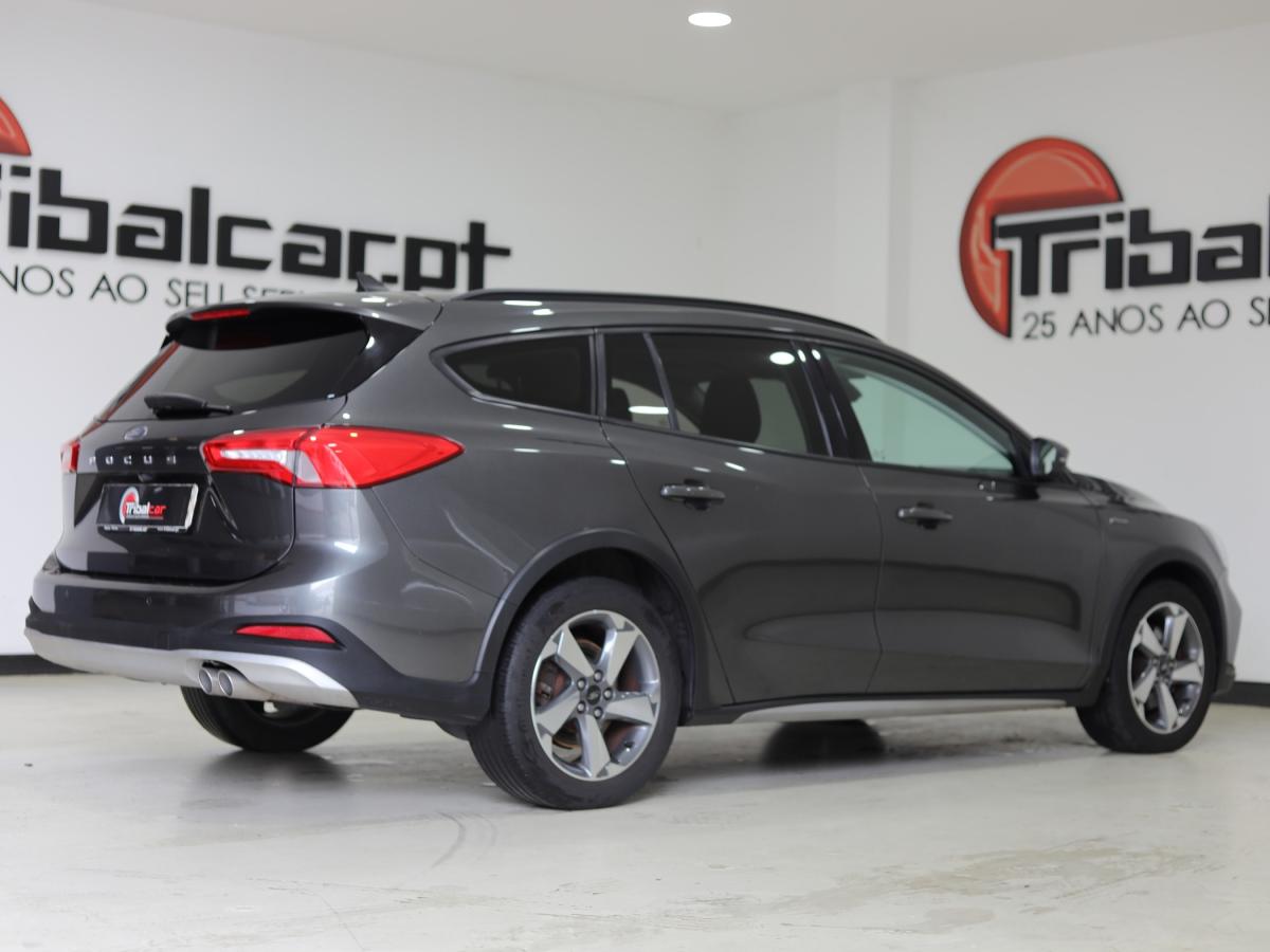 ford-focus-sw-2021-diesel-1499cc